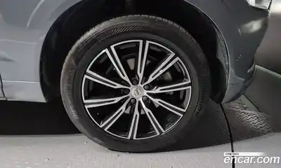 Volvo XC60 2021 2.0 Автомат в Москве № 230613, миниатюра 5