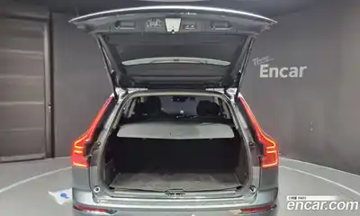 Volvo XC60 2021 2.0 Автомат в Москве № 230613, миниатюра 9