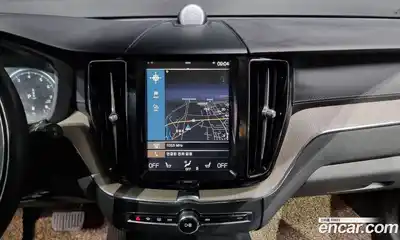 Volvo XC60 2021 2.0 Автомат в Москве № 230613, миниатюра 10