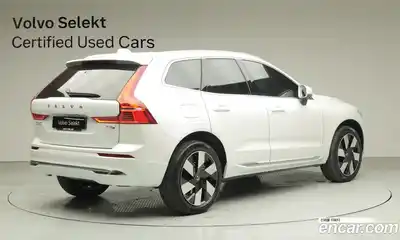 Volvo XC60 2025 2.0 Автомат в Москве № 230832, миниатюра 2