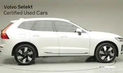 Volvo XC60 2025 2.0 Автомат в Москве № 230832, миниатюра 4