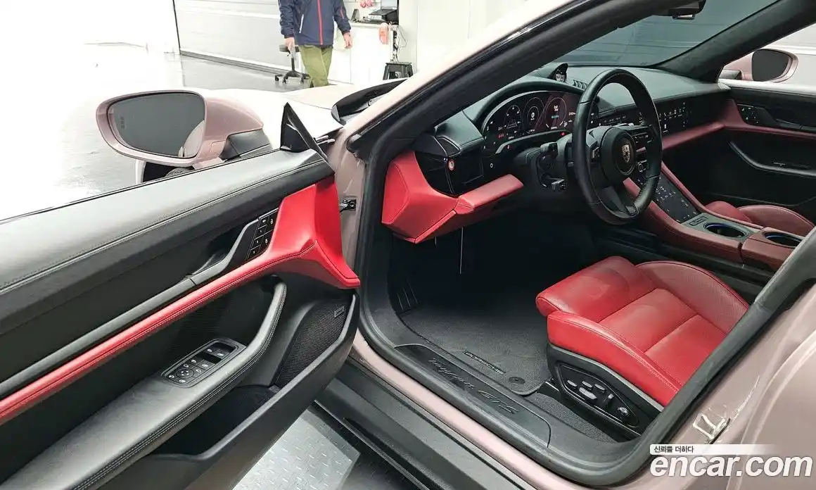 Porsche Taycan 2024 0.1 Автомат в Москве № 230911, фото 14