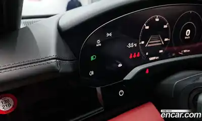 Porsche Taycan 2024 0.1 Автомат в Москве № 230911, миниатюра 2