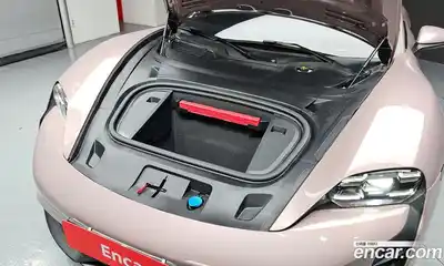 Porsche Taycan 2024 0.1 Автомат в Москве № 230911, миниатюра 3