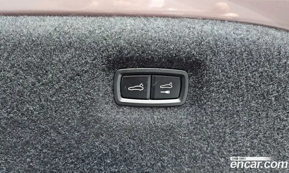 Porsche Taycan 2024 0.1 Автомат в Москве № 230911, фото 5