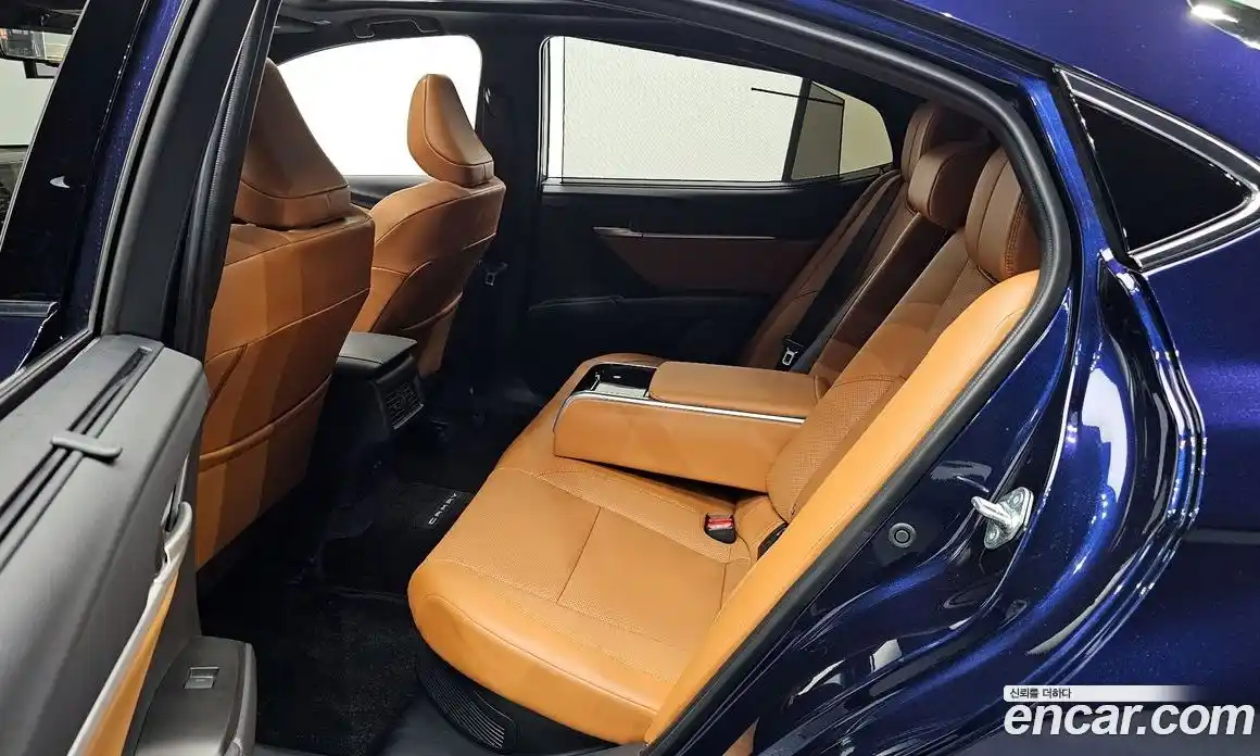 Toyota Camry 2025 2.5 Автомат в Москве № 232808, фото 16