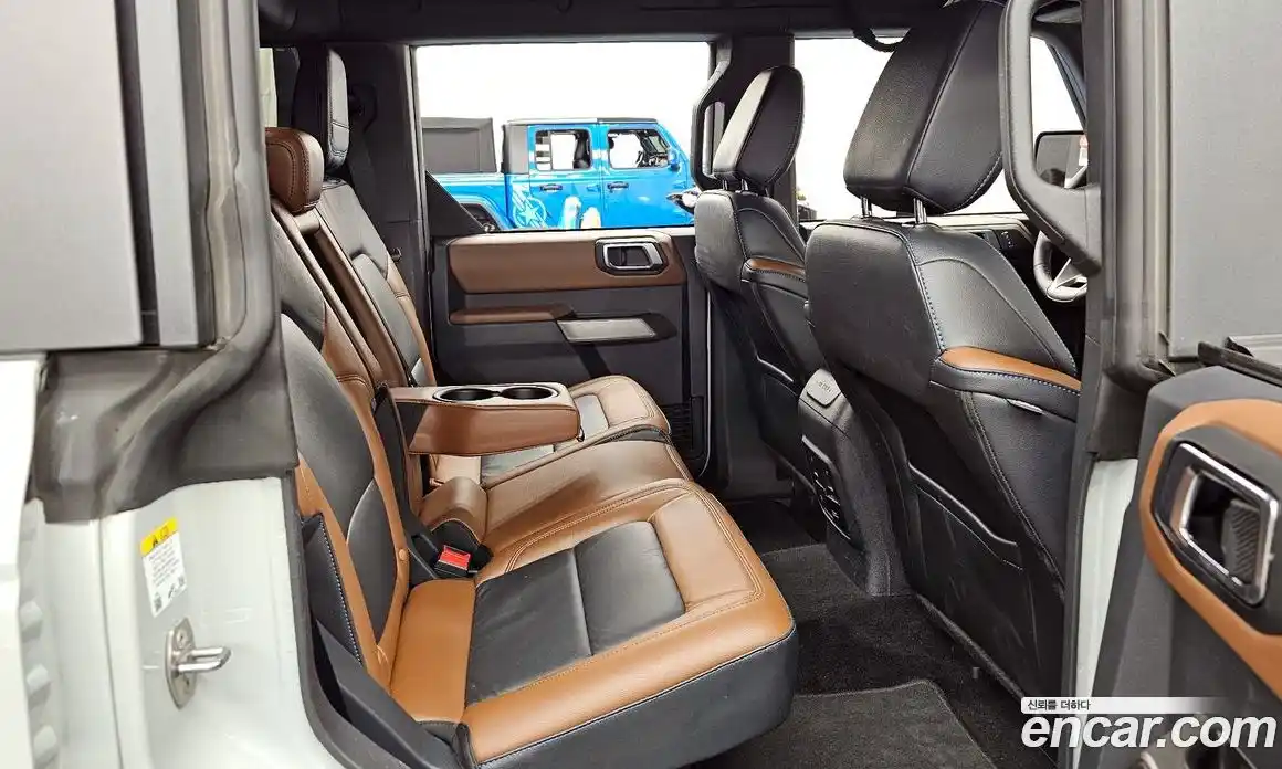 Ford Bronco 2022 2.7 Автомат в Москве № 233202, фото 3