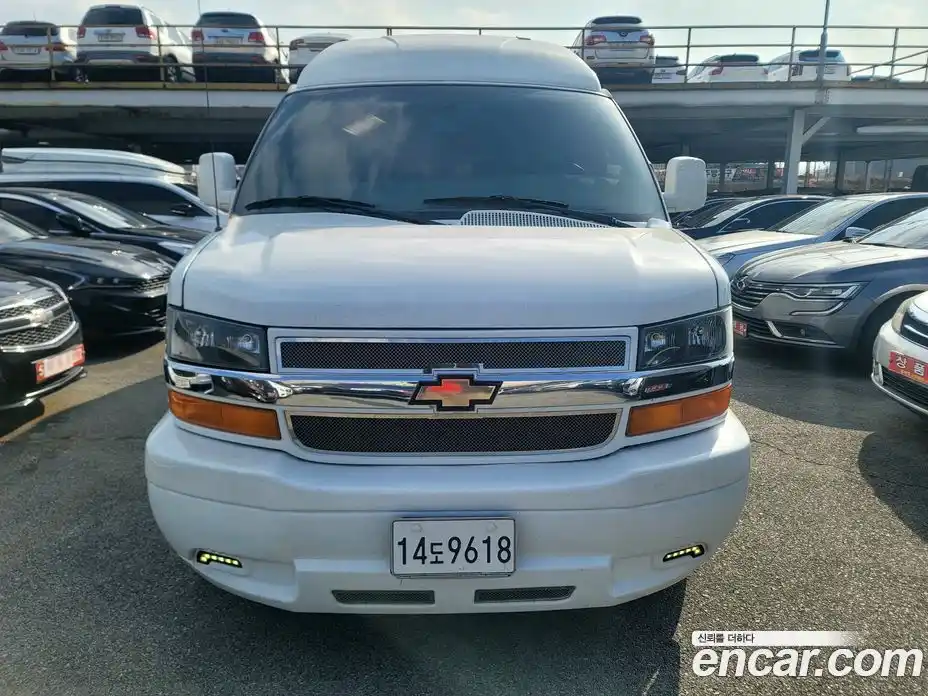 Chevrolet Express Van 2016 6.0 Автомат в Москве № 235505, фото 1