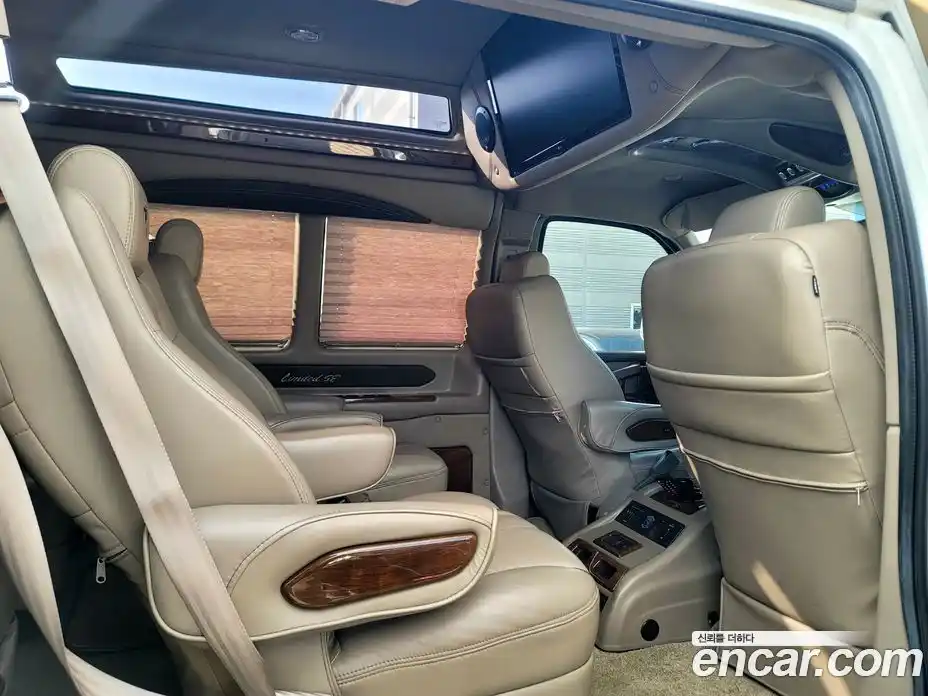 Chevrolet Express Van 2016 6.0 Автомат в Москве № 235505, фото 14