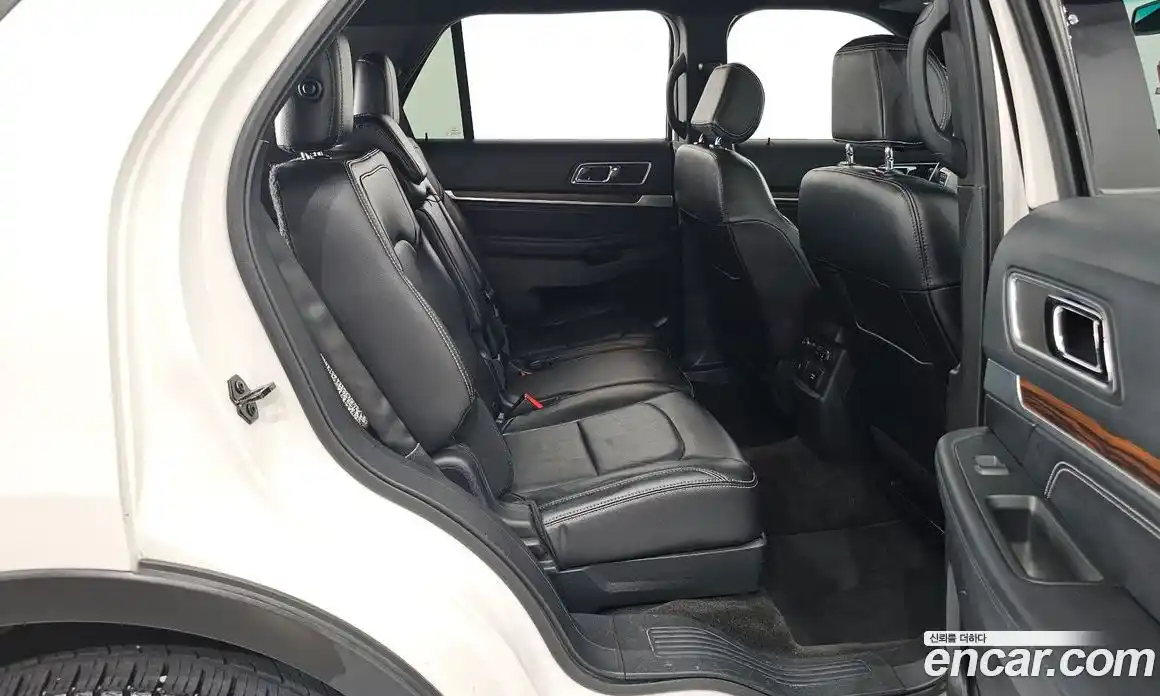 Ford Explorer 2016 2.3 Автомат в Москве № 255577, фото 16