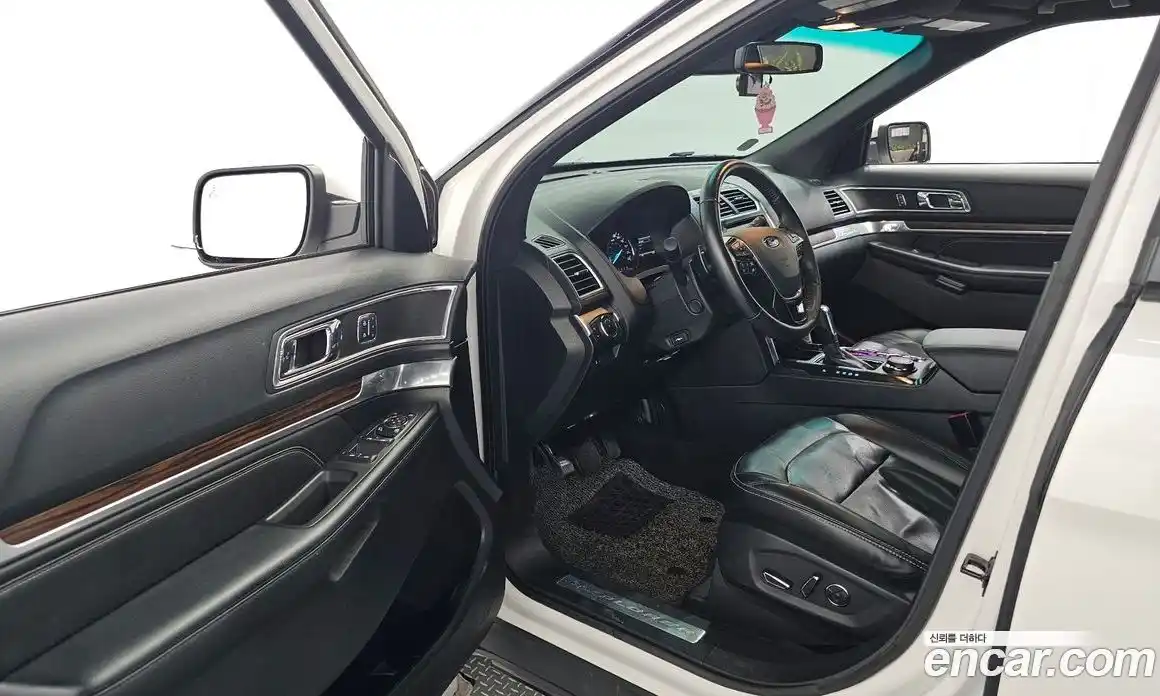 Ford Explorer 2016 2.3 Автомат в Москве № 255577, фото 9