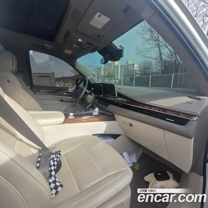 Cadillac Escalade 2023 6.2 Автомат в Москве № 256396, фото 16