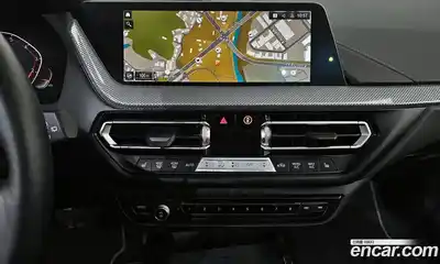 BMW 1-Series 2022 2.0 Автомат в Москве № 260899, миниатюра 2