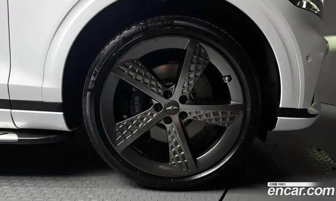 Genesis GV70 2024 2.5 Автомат в Москве № 26107, фото 5