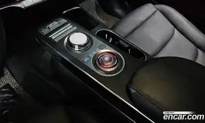 Genesis GV70 2023 2.5 Автомат в Москве № 26464, миниатюра 7