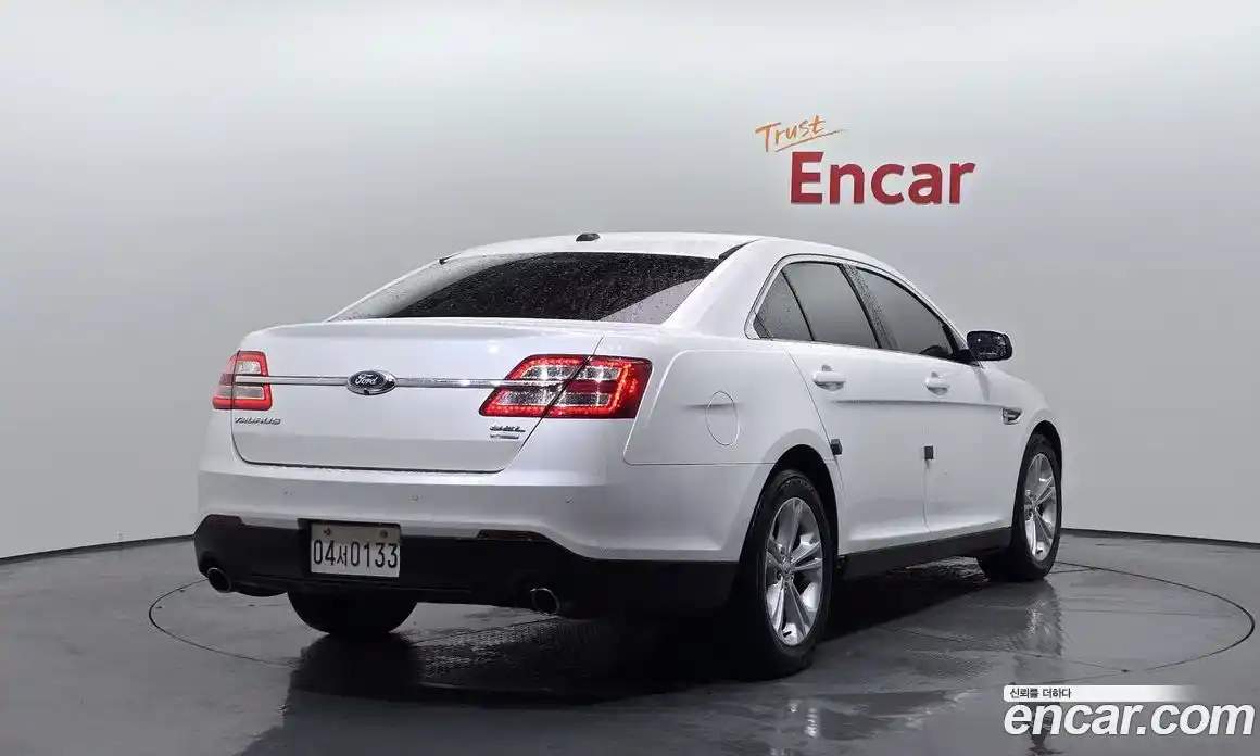 Ford Taurus 2016 2.0 Автомат в Москве № 273457, фото 4