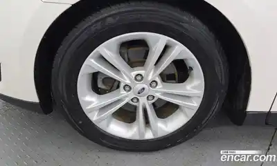 Ford Taurus 2016 2.0 Автомат в Москве № 273457, миниатюра 10