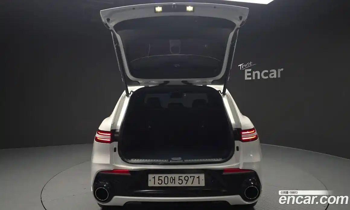 Genesis GV70 2023 2.5 Автомат в Москве № 27361, фото 3