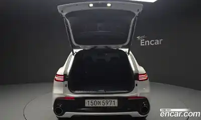 Genesis GV70 2023 2.5 Автомат в Москве № 27361, миниатюра 3