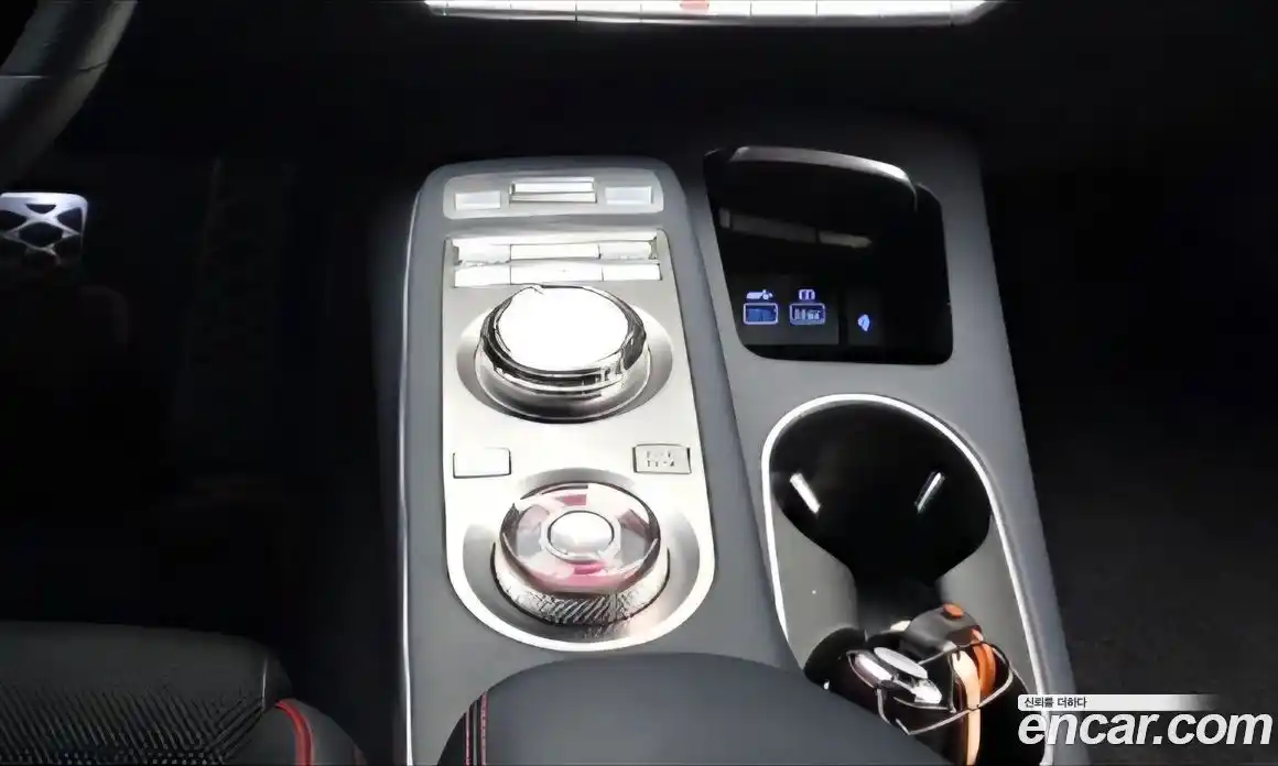 Genesis GV70 2023 2.5 Автомат в Москве № 27361, фото 8