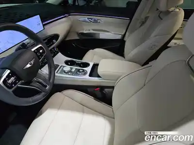 Genesis GV70 2025 2.5 Автомат в Москве № 27728, миниатюра 7