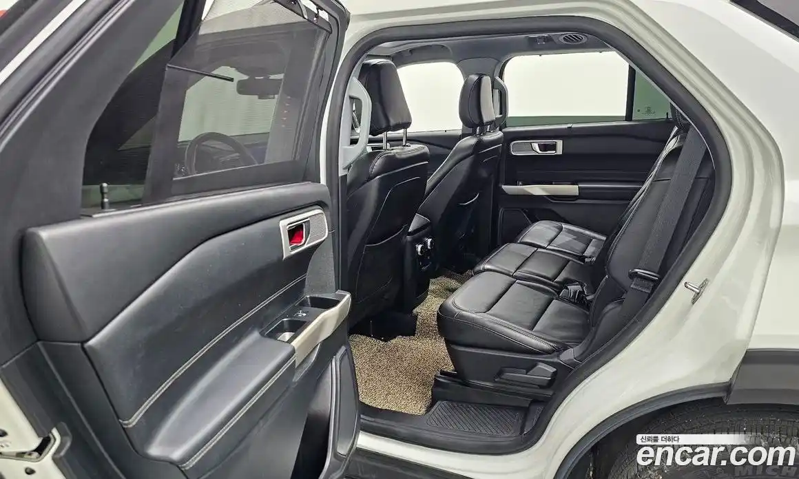 Ford Explorer 2020 2.3 Автомат в Москве № 280473, фото 14