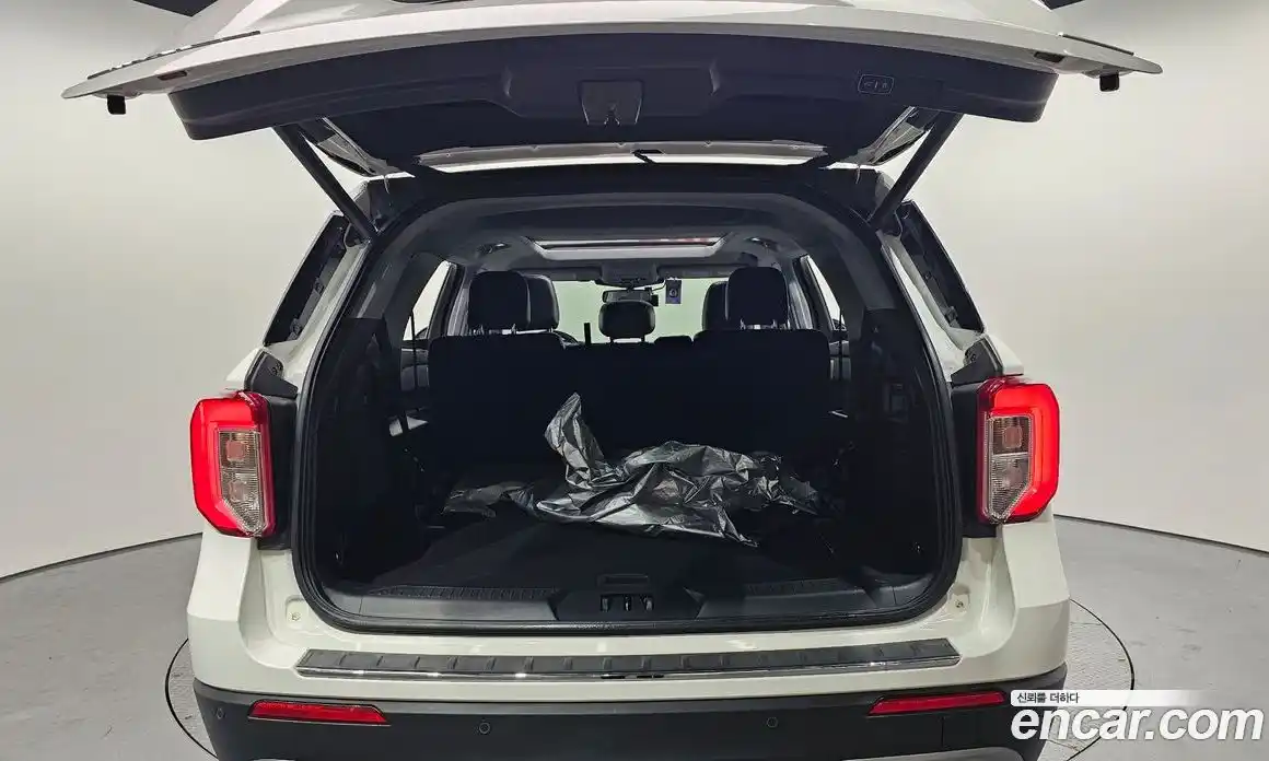 Ford Explorer 2020 2.3 Автомат в Москве № 280473, фото 19