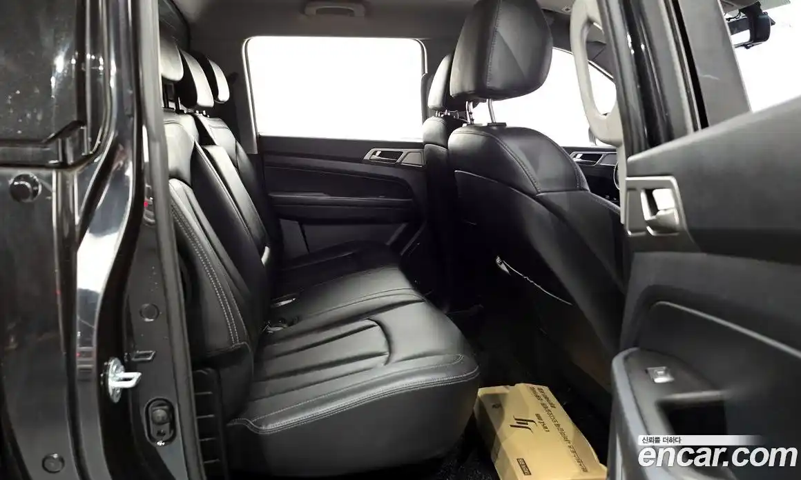 SsangYong Rexton 2019 2.2 Автомат в Москве № 28146, фото 3