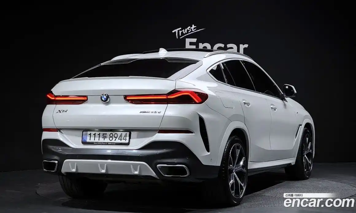 BMW X6 2023 3.0 Автомат в Москве № 282448, фото 14