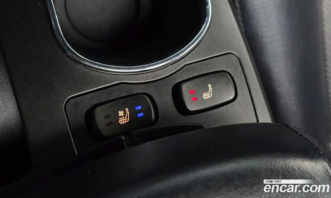 SsangYong Korando 2015 2.0 Автомат в Москве № 28768, фото 17