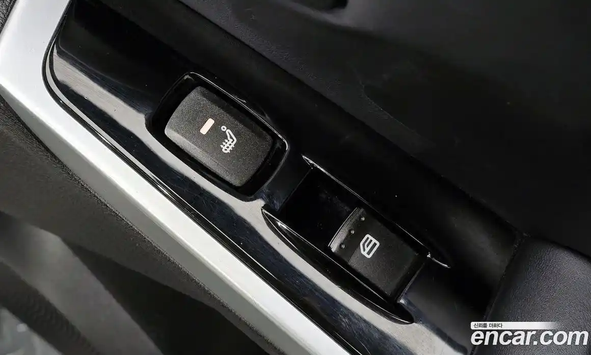 SsangYong Korando 2015 2.0 Автомат в Москве № 28768, фото 19