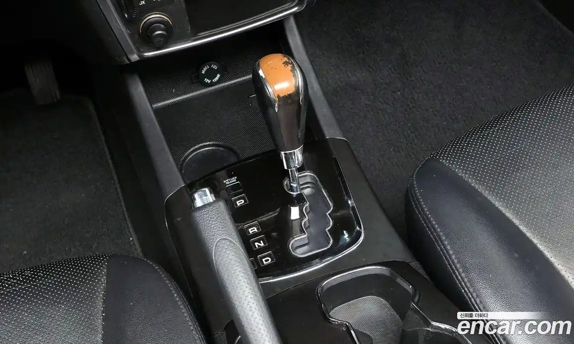 SsangYong Korando 2015 2.0 Автомат в Москве № 28768, фото 9