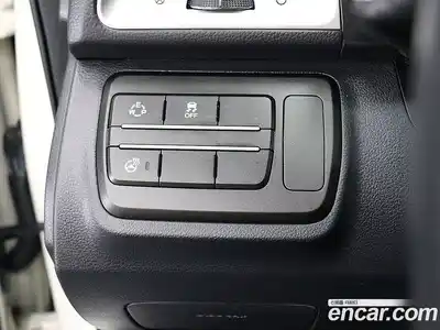 SsangYong TIBOLI 2016 1.6 Автомат в Москве № 29109, миниатюра 10