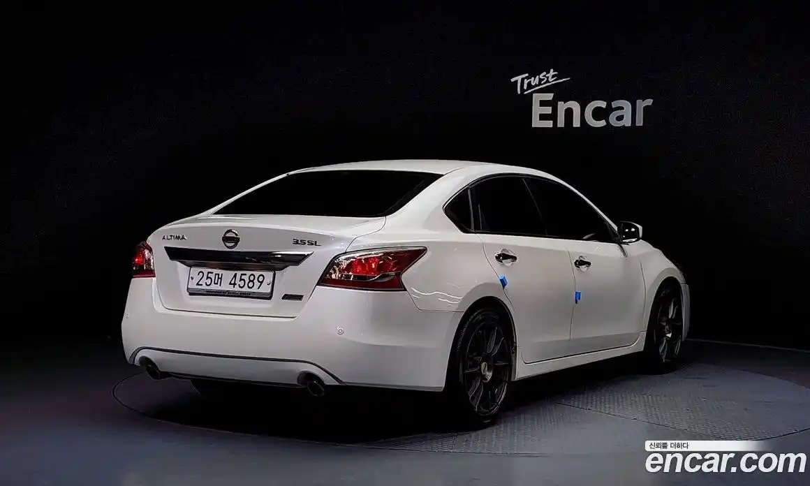Nissan Altima 2013 3.5 Автомат в Москве № 292688, фото 12