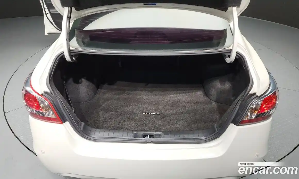 Nissan Altima 2013 3.5 Автомат в Москве № 292688, фото 13