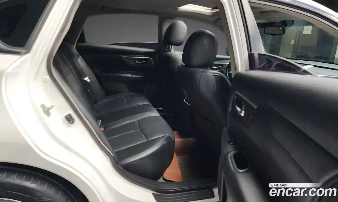 Nissan Altima 2013 3.5 Автомат в Москве № 292688, фото 9