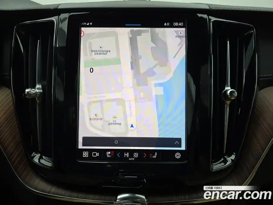 Volvo XC60 2024 2.0 Автомат в Москве № 293965, фото 17