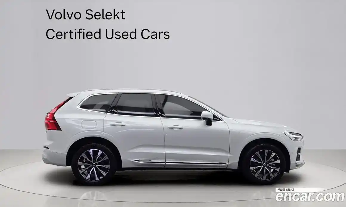 Volvo XC60 2024 2.0 Автомат в Москве № 293965, фото 3