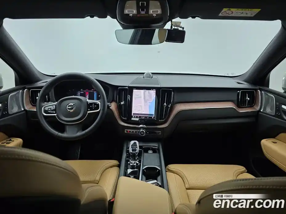 Volvo XC60 2024 2.0 Автомат в Москве № 293965, фото 7