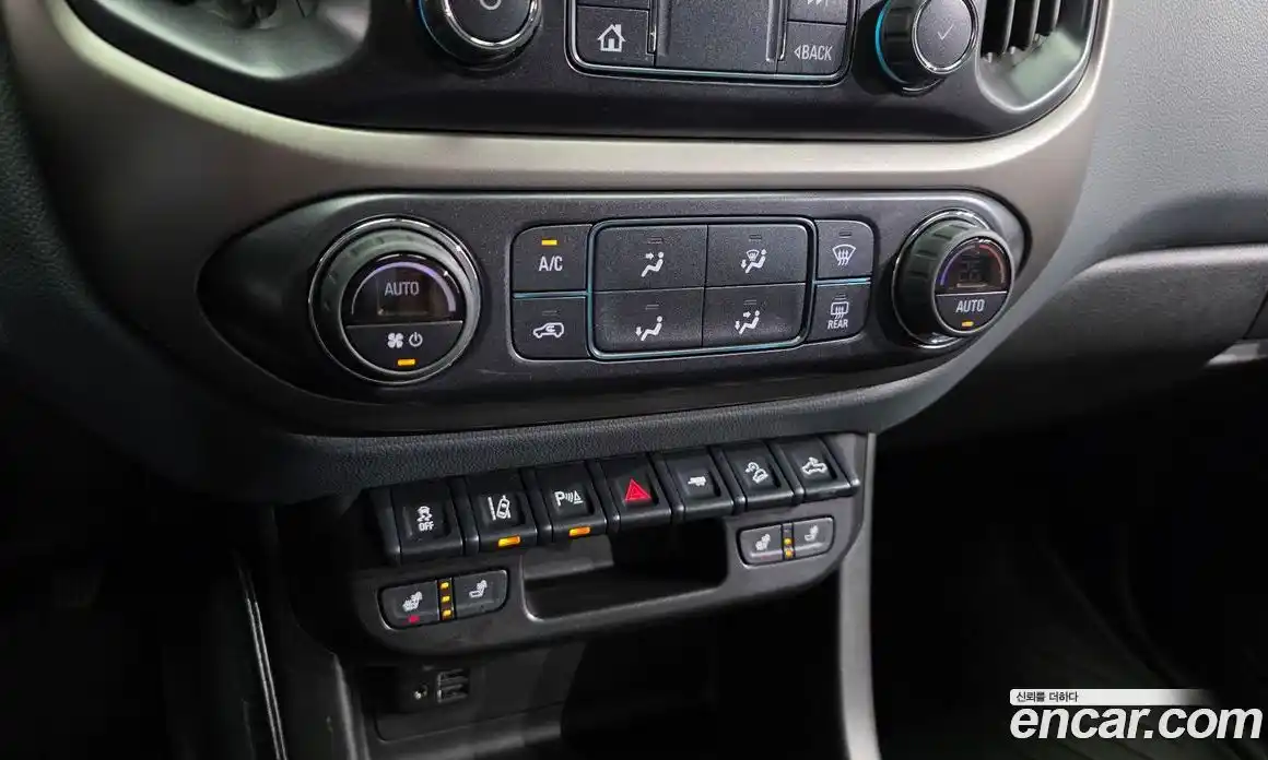 Chevrolet Colorado 2022 3.6 Автомат в Москве № 296775, фото 17