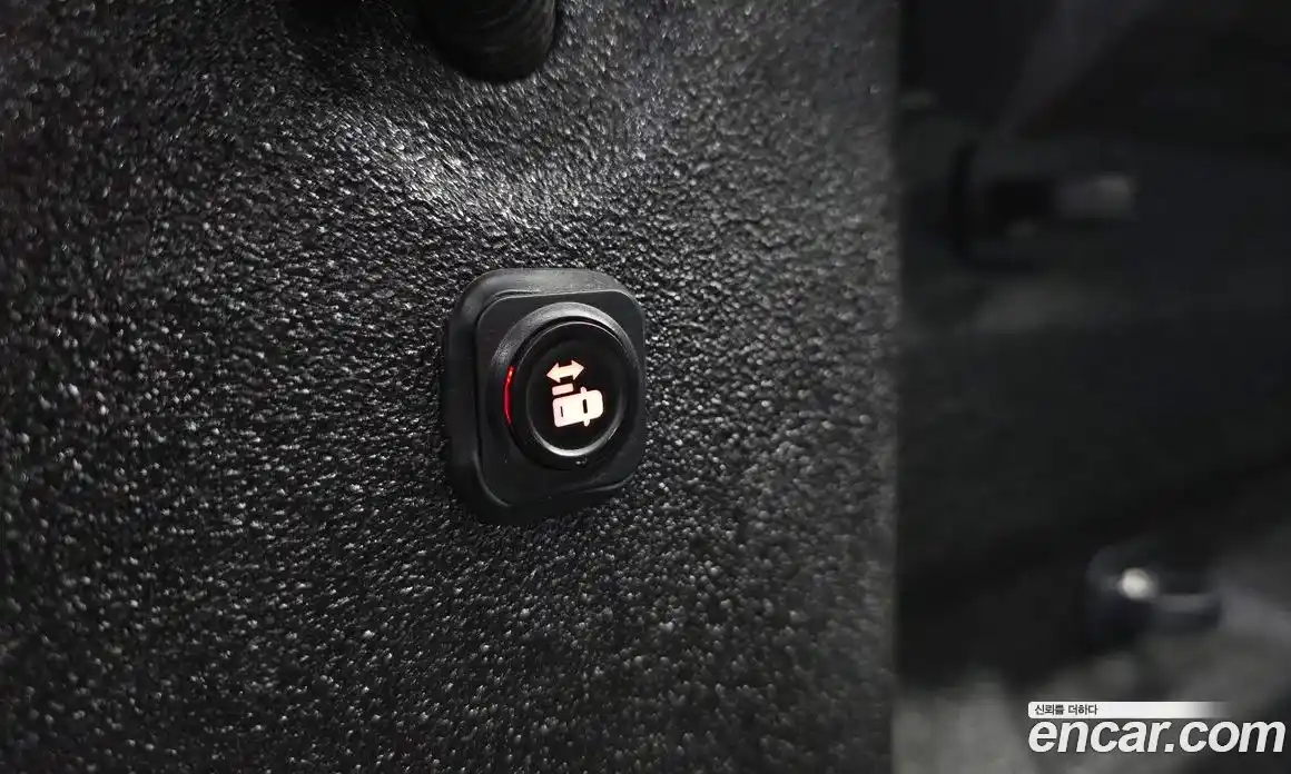 Chevrolet Colorado 2022 3.6 Автомат в Москве № 296775, фото 19