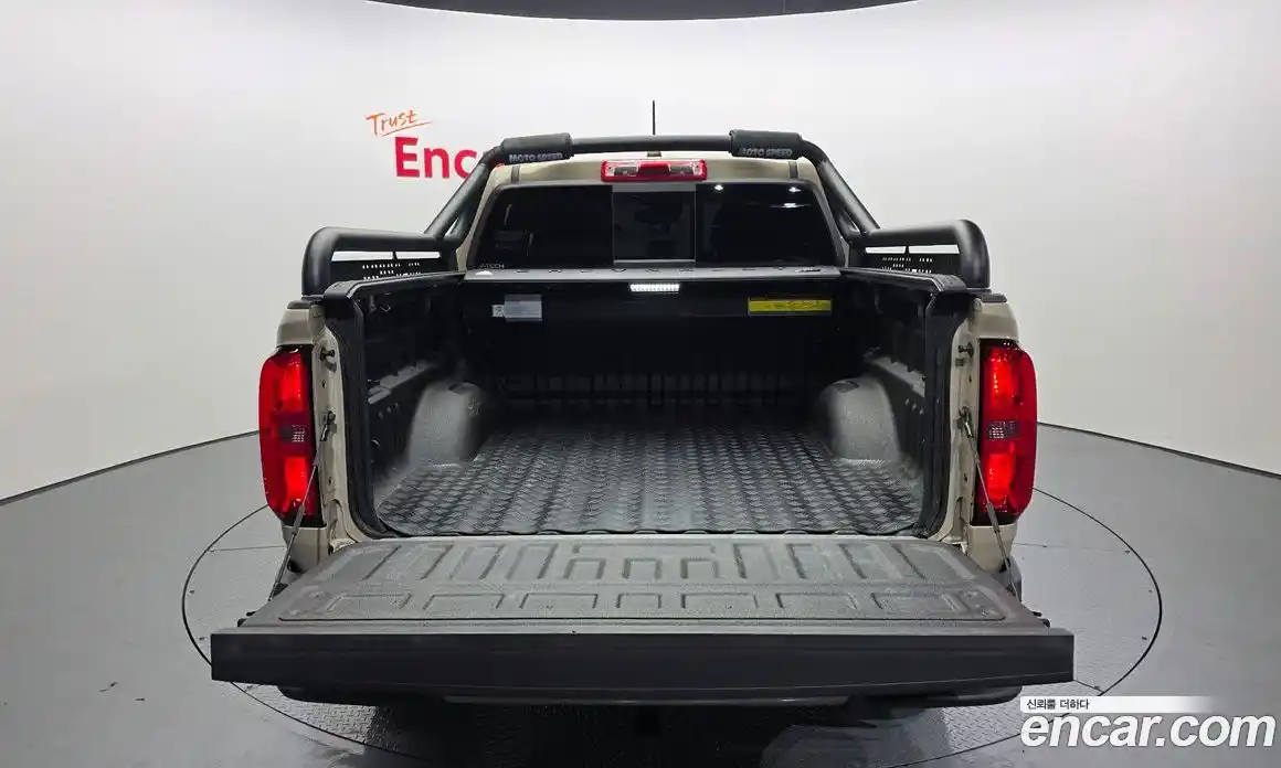 Chevrolet Colorado 2022 3.6 Автомат в Москве № 296775, фото 20