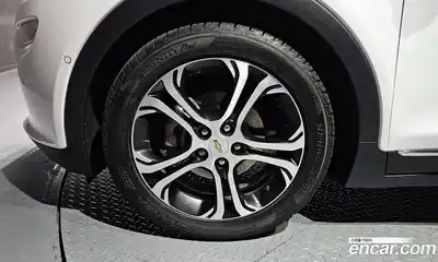 Chevrolet Bolt EV 2020 0.2 Автомат в Москве № 296892, миниатюра 5