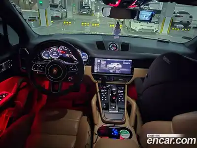 Porsche Cayenne 2019 3.0 Автомат в Москве № 297074, миниатюра 12