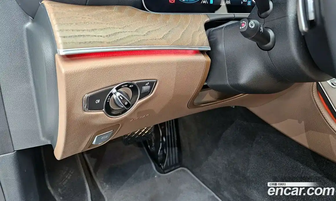 Mercedes-Benz E-Class 2023 2.0 Автомат в Москве № 307664, фото 14