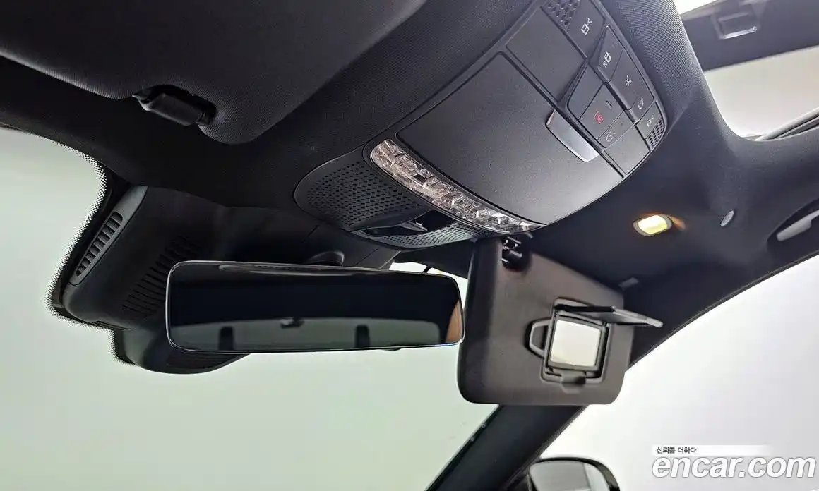 Mercedes-Benz E-Class 2023 2.0 Автомат в Москве № 307664, фото 4