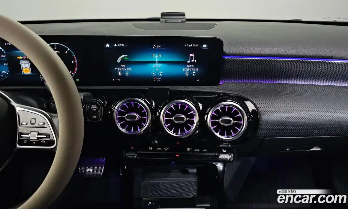 Mercedes-Benz A-Class 2021 1.9 Автомат в Москве № 309955, фото 14