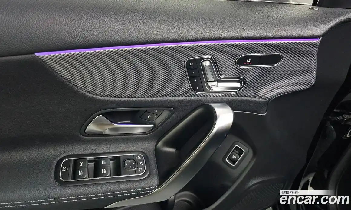 Mercedes-Benz A-Class 2021 1.9 Автомат в Москве № 309955, фото 18