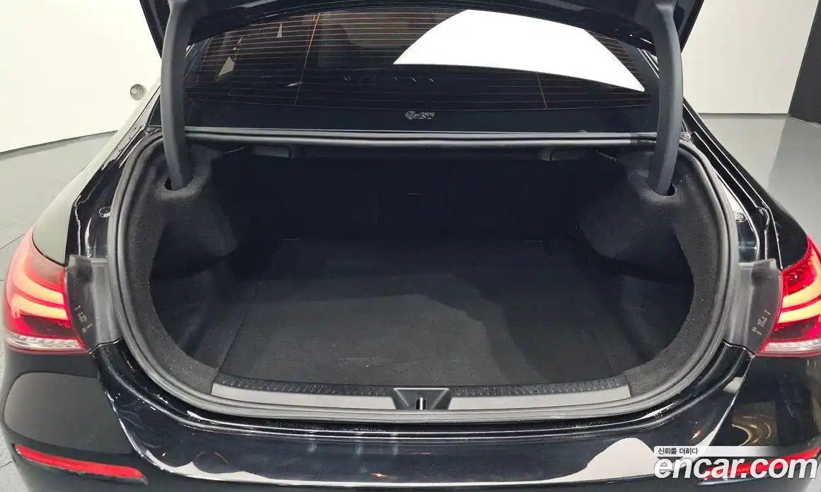 Mercedes-Benz A-Class 2021 1.9 Автомат в Москве № 309955, фото 20