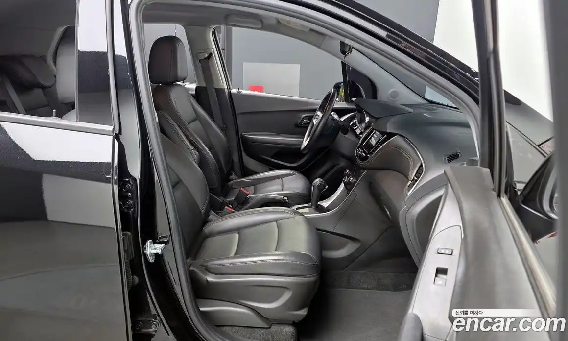 Chevrolet Trax 2020 1.4 Автомат в Москве № 314504, фото 17